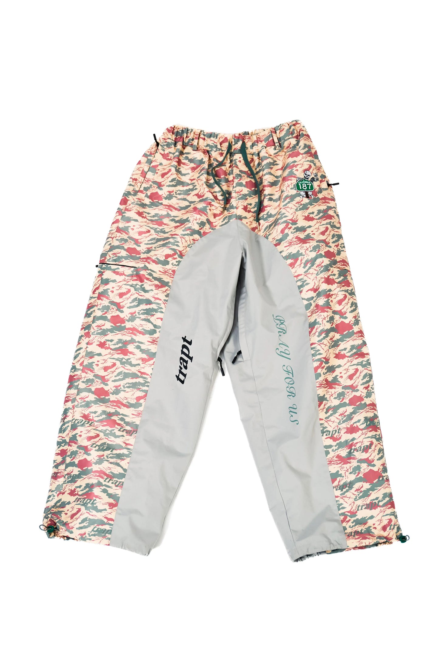 Trapt Camo Snow Pants - TRVPTCLOTHING